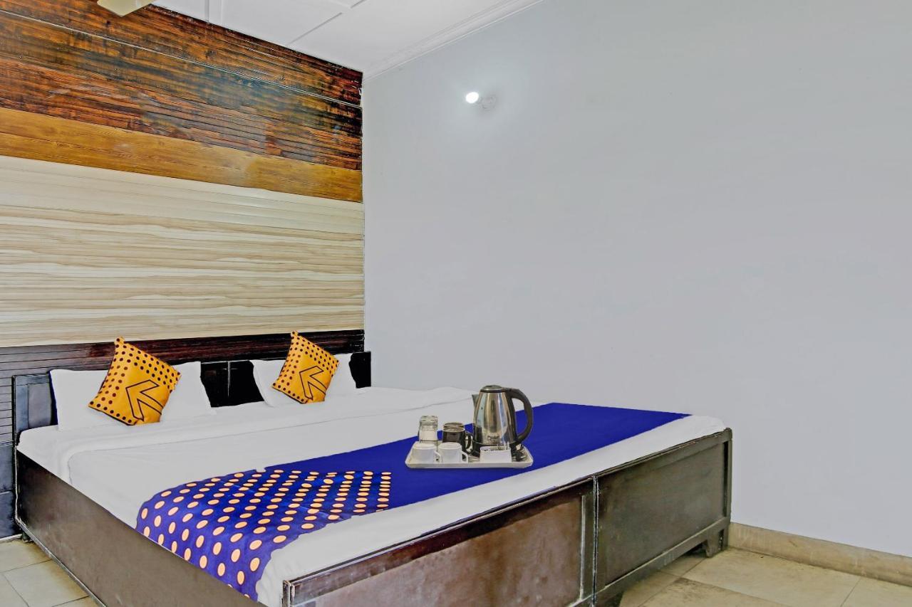 Spot On Shree Naman Guest House Sonipat Exterior foto
