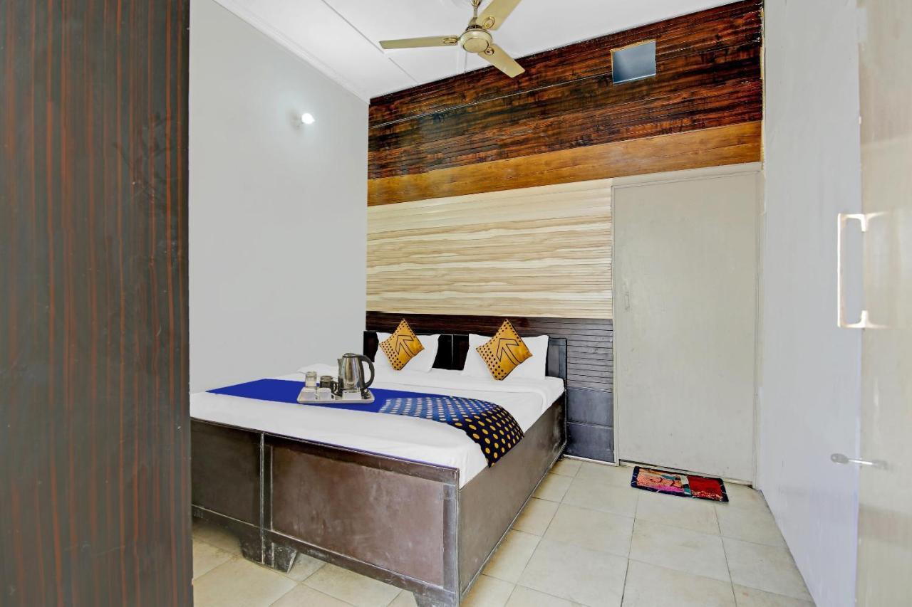 Spot On Shree Naman Guest House Sonipat Exterior foto